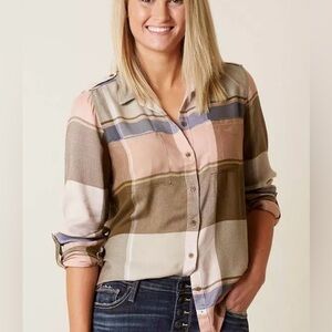 Lucky Brand Plaid Button Down Shirt Medium M Pink Green Cloud Soft Flannel Feel